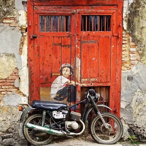 Πίνακας Γυάλινος Τέχνη Του Δρόμου Με Μοτοποδήλατο